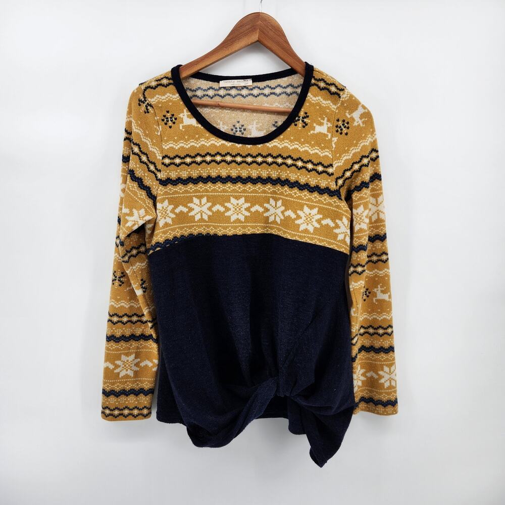 Twenty Second Women's Large Reindeer Snowflake Sweater Knotted Front Hem